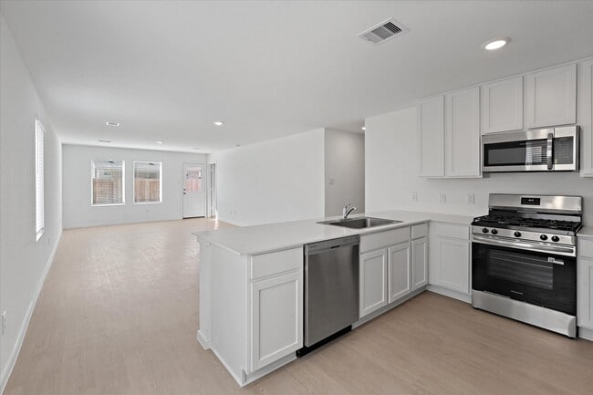 Building Photo - 28731 Texas Plns Dr