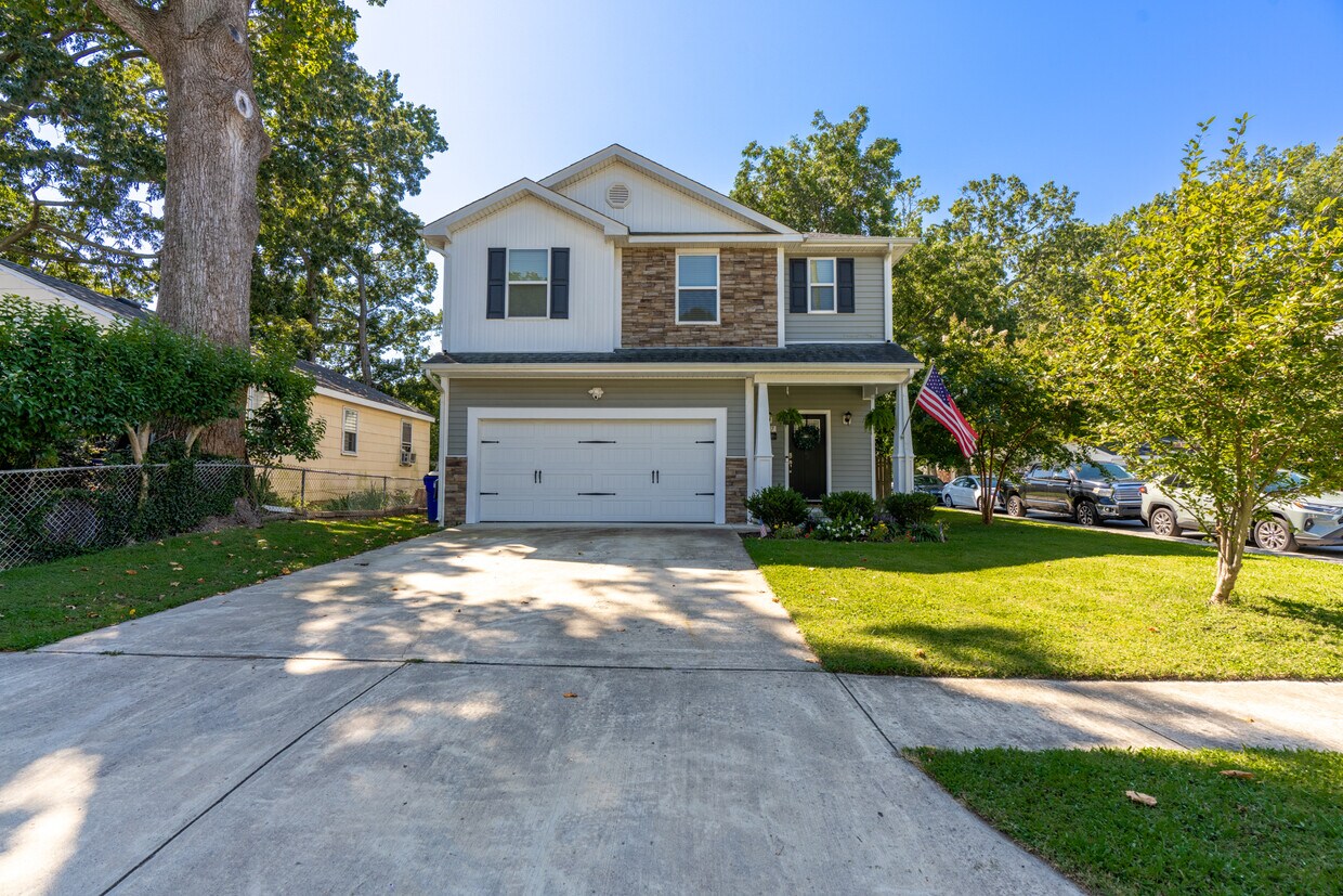 Foto principal - 1037 Warwick Ave