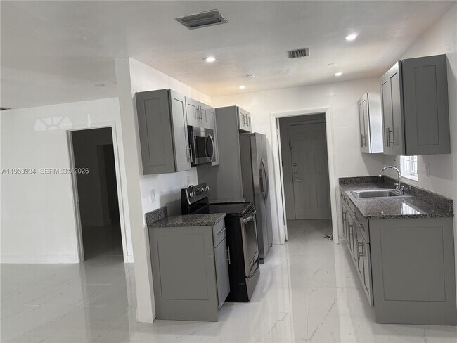 Foto del edificio - 2993 NW 191st Terrace