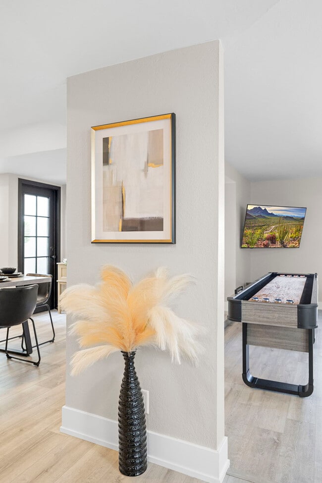 Foto del edificio - 4124 N 79th St