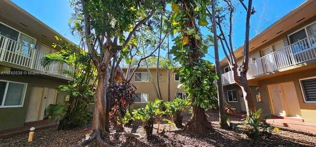 Building Photo - 6330 SW 79th St