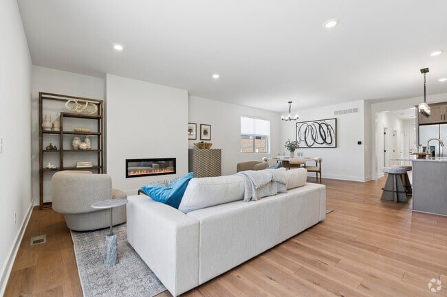 3BR, 2BA - 1,850SF - Living/Dining Room - Cherry Blossom Of Shelby