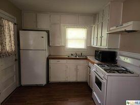 Building Photo - 1505 S 45th St