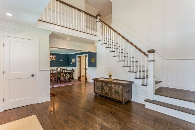 Foto del edificio - 18 Fox Hill Ln