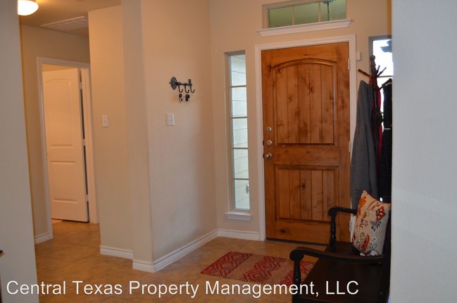 Foto del edificio - 3 br, 2 bath House - 3315 Vineyard