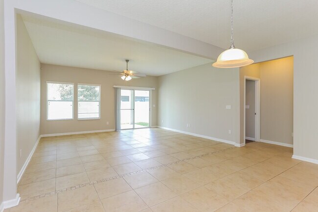 Foto del edificio - 16192 Tisons Bluff Rd