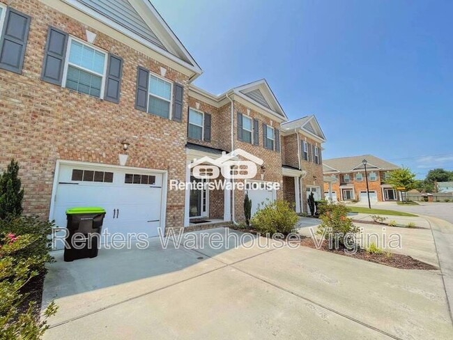 Building Photo - 1128 Winsford Ln