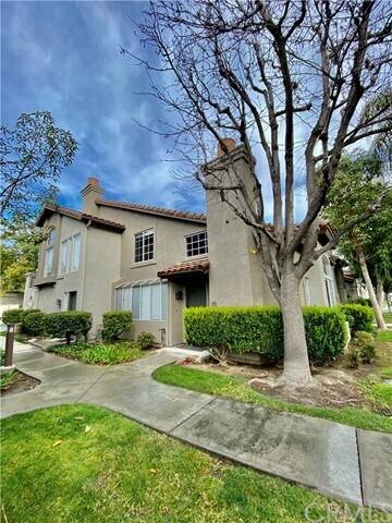 Primary Photo - 54 Tamarac Pl