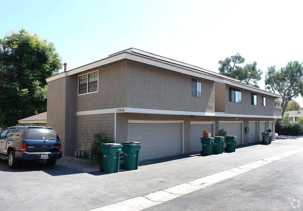 Primary Photo - 23056 Village Dr