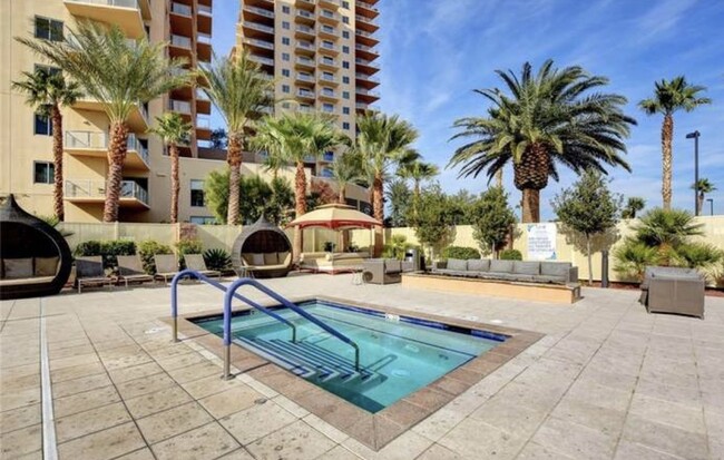 Building Photo - 8255 Las Vegas Blvd S