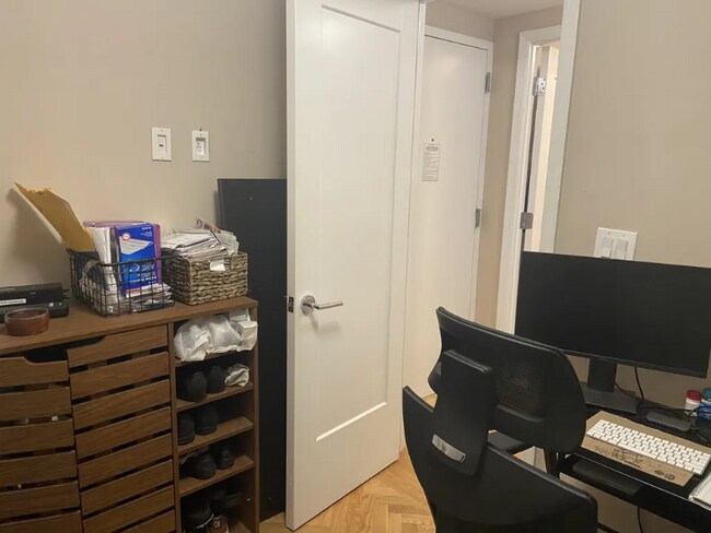 Foto del edificio - 305 East 86th St