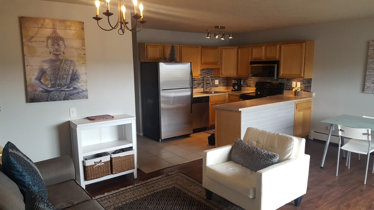 Foto principal - 803 Straight Creek Dr