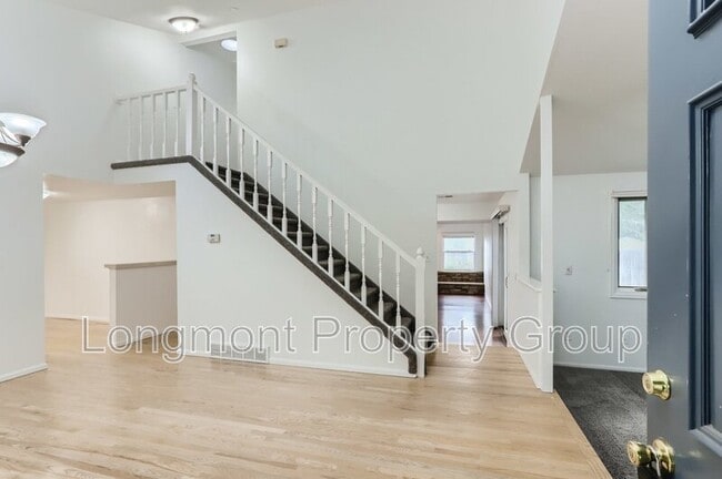 Foto del edificio - 7308 Timothy Pl
