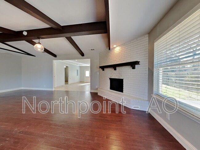 Building Photo - 2724 Russwood Ln