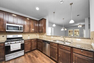 Building Photo - 6306 Bain Dr