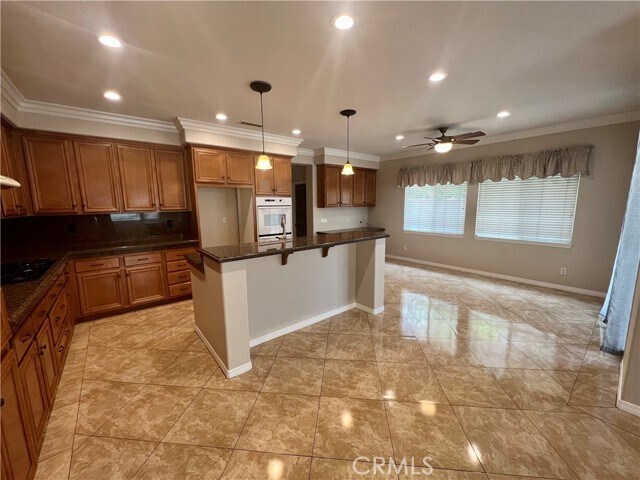 Building Photo - 12395 Royal Oaks Dr