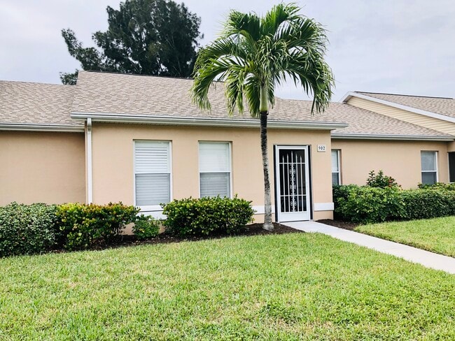 Building Photo - 16840 Sanibel Sunset Ct