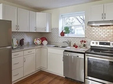 Building Photo - 104 Trowbridge St