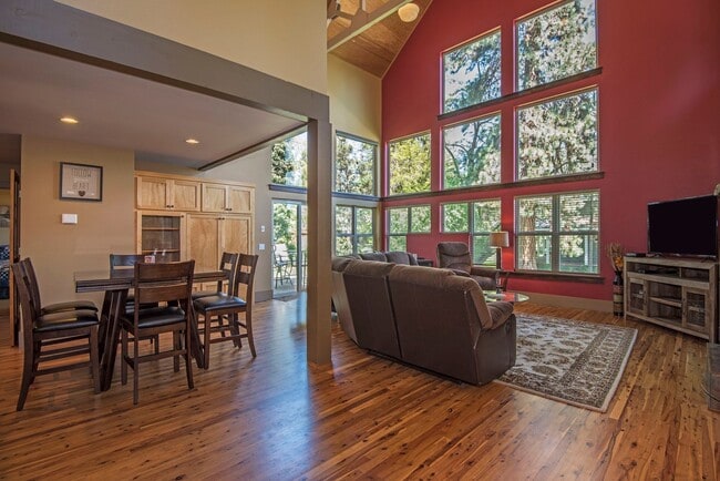 Building Photo - Furnished Contemporary Barn Style Home Ava...