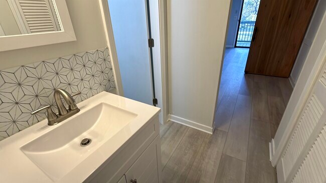 Foto del edificio - 610 Putters Ln