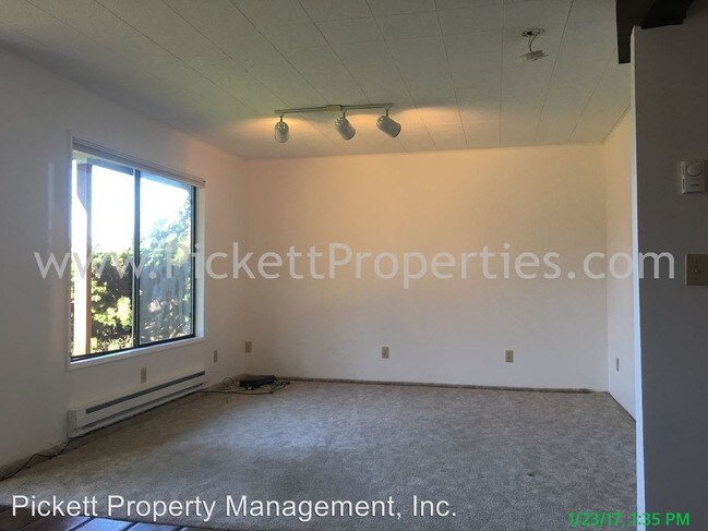 Foto del edificio - 1 br, 1 bath House - 22841 Lorinda Road NW