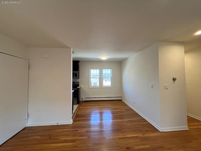 Foto del edificio - 100 Manhasset Ave