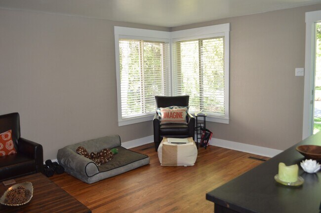 Foto del edificio - Remodeled 2 bed, 1 Bath in the heart of Fort Collins!