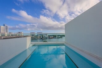 Building Photo - 400 Sunny Isles Blvd