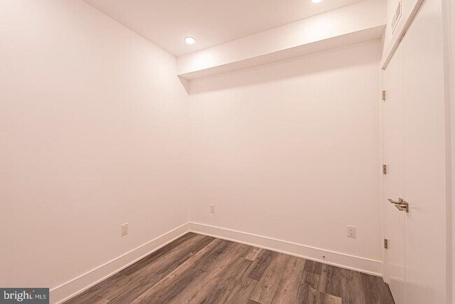 Foto del edificio - 1245 Ridge Ave