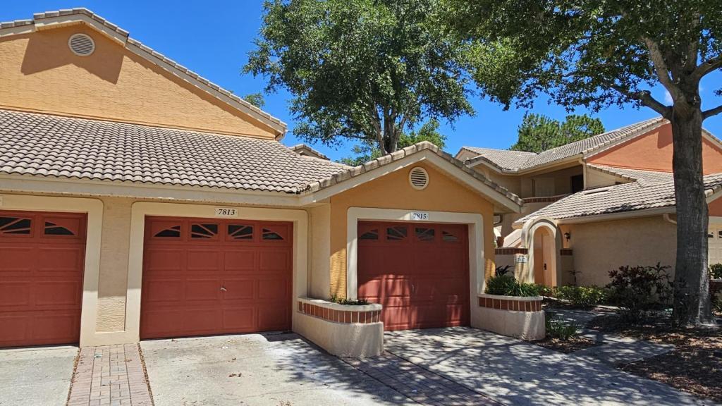Photo - 7813 Sugar Bend Dr