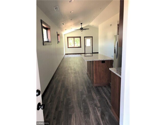 Building Photo - 1758 Aspen Ct