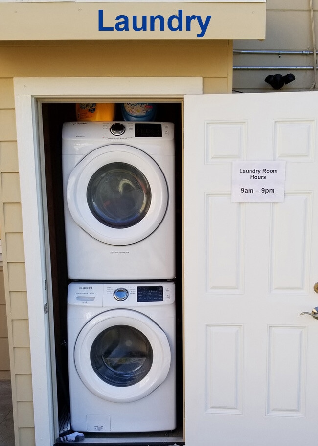 Foto del edificio - 660 Railroad Ave