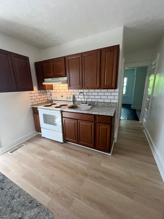 Foto del edificio - 1227/ 1229 Prospect Ave