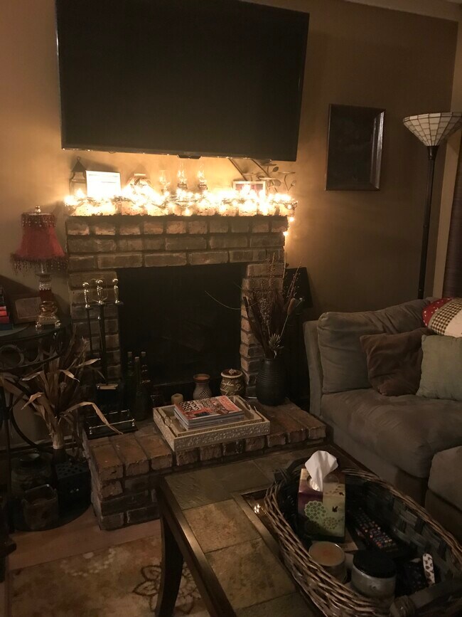 Foto del edificio - 7400 72nd Ln N