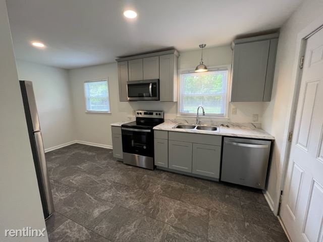 Building Photo - 3 br, 1 bath House - 1722 Brent Rd