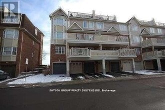 Building Photo - 613 Dundas St W