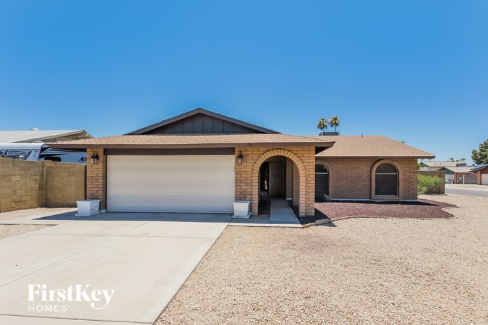 Foto principal - 3533 W Phelps Rd