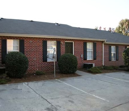 Building Photo - 90 Evergreen Trl