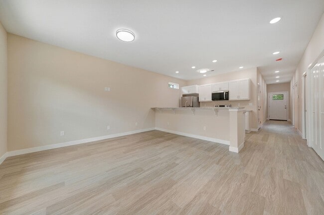 Foto del edificio - New Construction in Tuscola, 2 Bed, 2 Bath Units