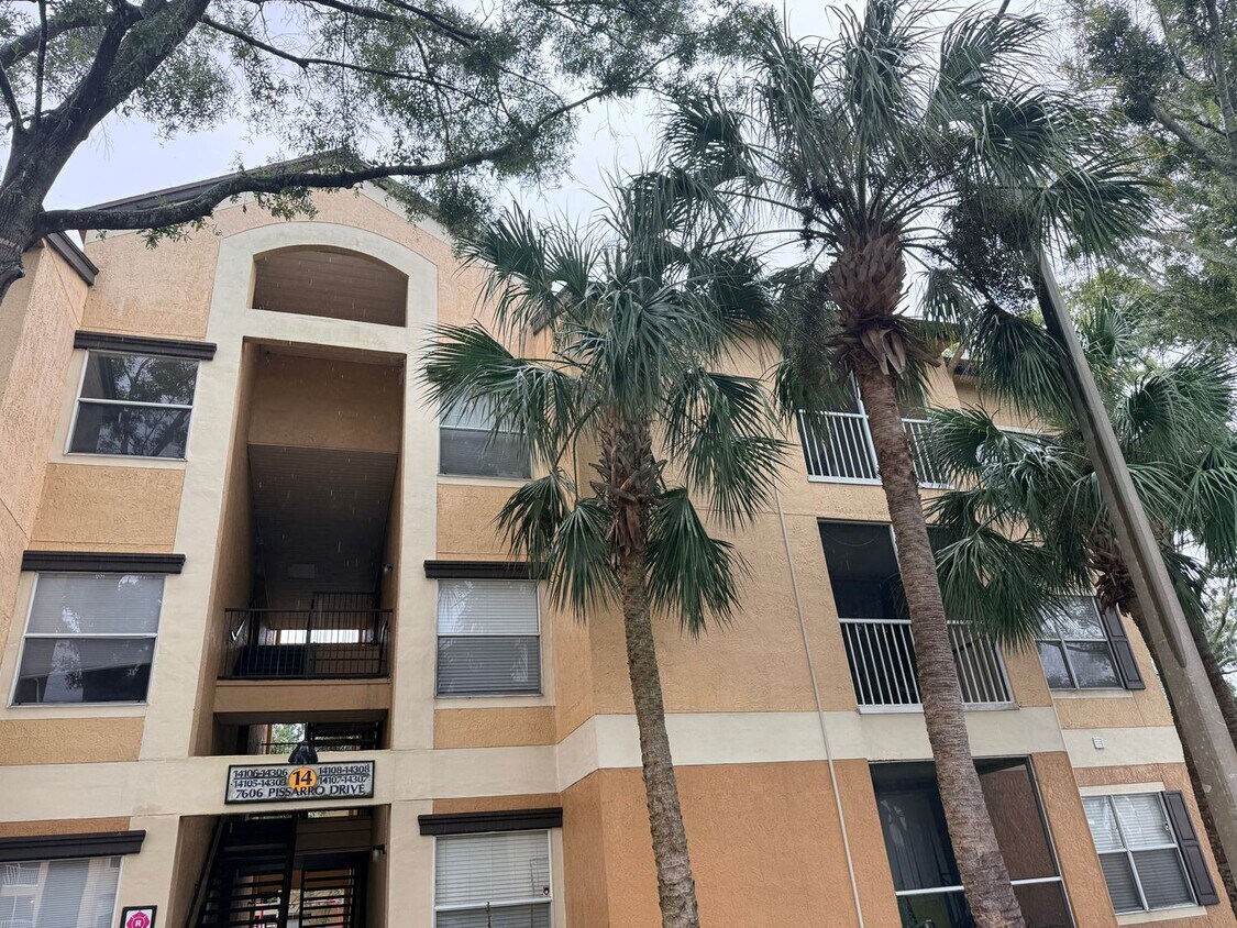 Foto principal - 7606 Pissarro Dr