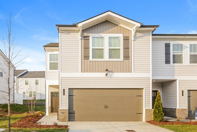 Building Photo - 1725 Tahoma Dr