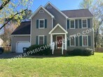 Primary Photo - Lovely Four Bed Two and Half Bath Home in ...