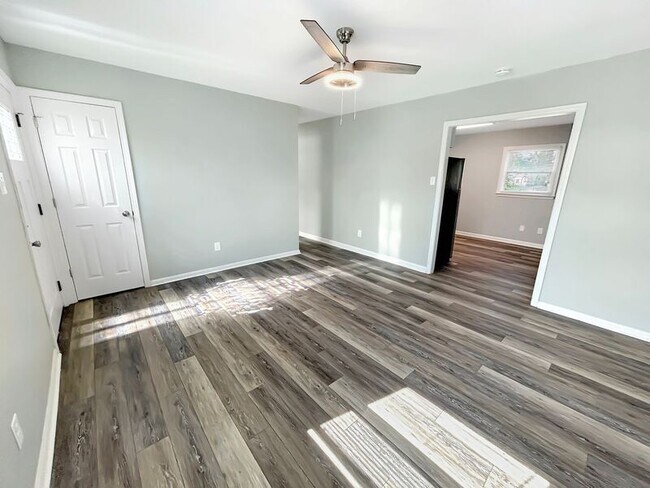 Foto del edificio - 304 Jones St