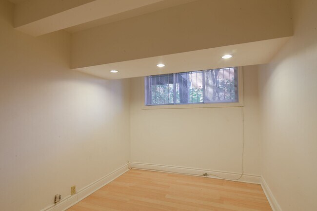 Photo du bâtiment - 3185 Av. Van Horne