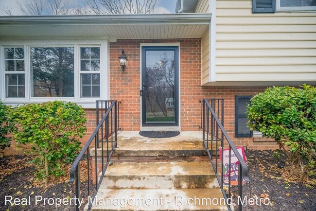 Foto del edificio - 4 br, 2 bath House - 2008 North Parham Road
