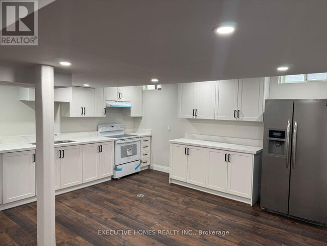 Photo du bâtiment - 2 Renwick Rd