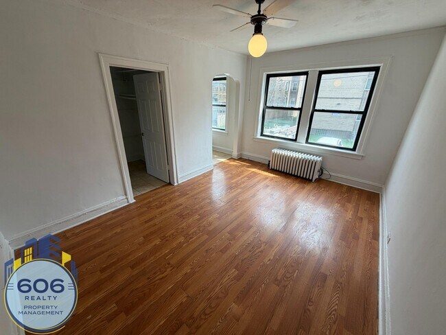Foto del edificio - 1135 W Lunt Ave