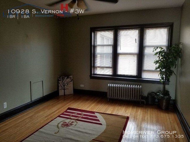 Building Photo - 1 bedroom in Chicago IL 60628