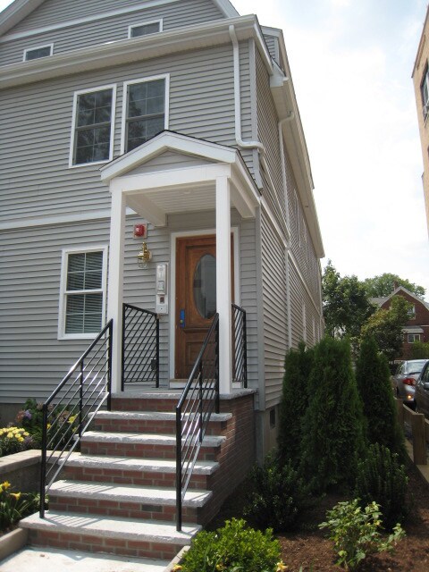 Foto del edificio - 220 Massachusetts Ave