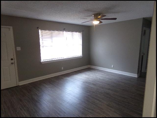 Building Photo - 5408 Halifax Dr